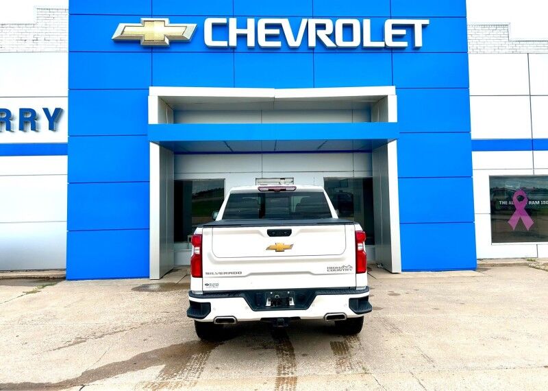 2022 Chevrolet Silverado 1500 High Country Harper KS