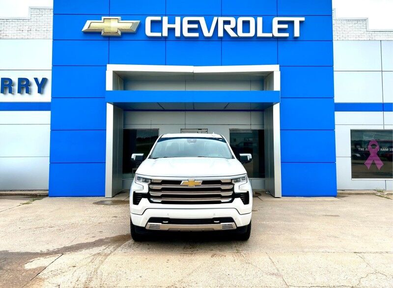 2022 Chevrolet Silverado 1500 High Country Harper KS