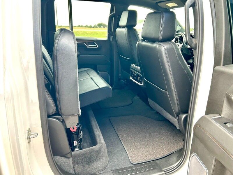 2022 Chevrolet Silverado 1500 High Country Harper KS