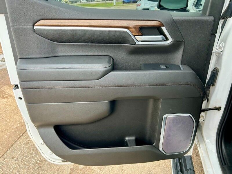 2022 Chevrolet Silverado 1500 High Country Harper KS