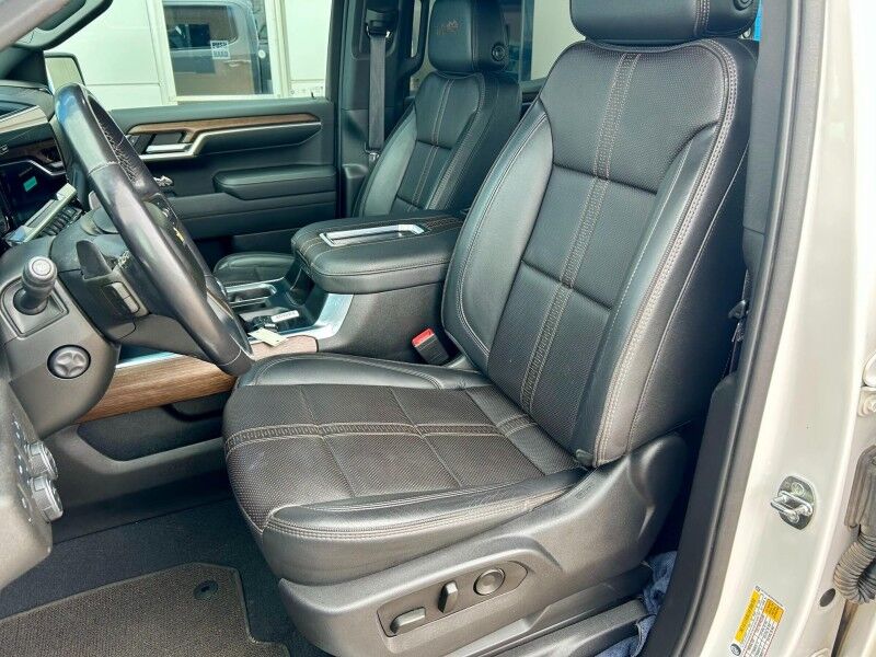 2022 Chevrolet Silverado 1500 High Country Harper KS