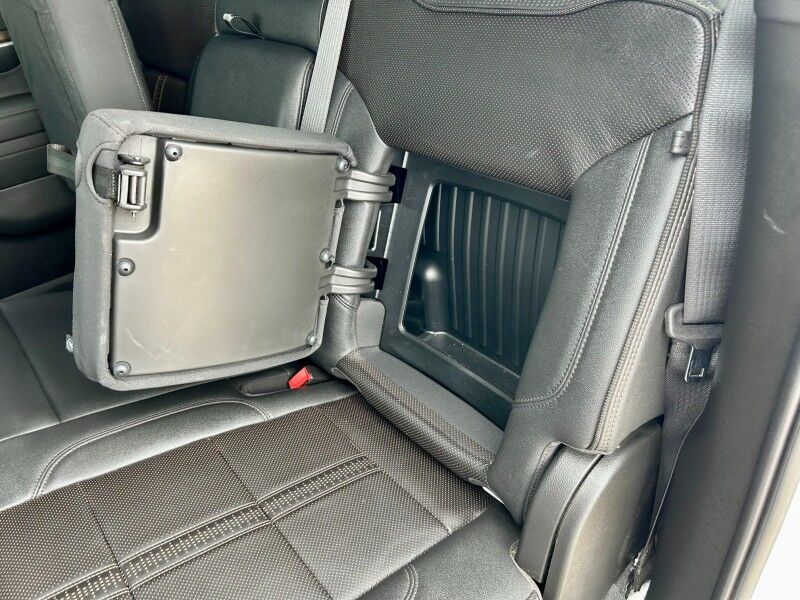 2022 Chevrolet Silverado 1500 High Country Harper KS