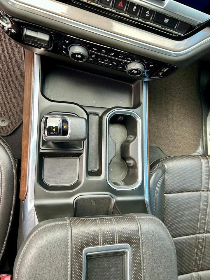 2022 Chevrolet Silverado 1500 High Country Harper KS