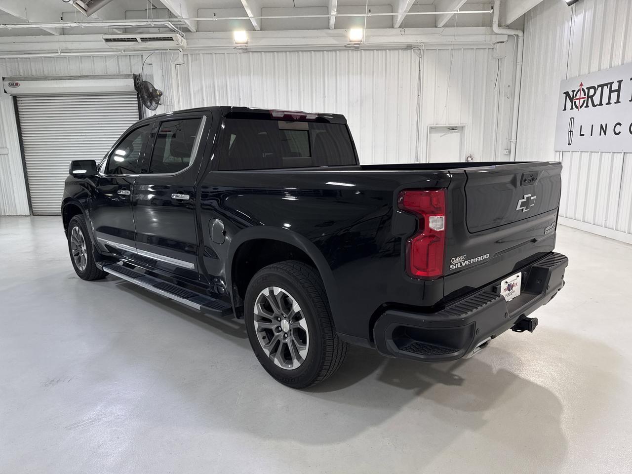 2022 Chevrolet Silverado 1500 High Country