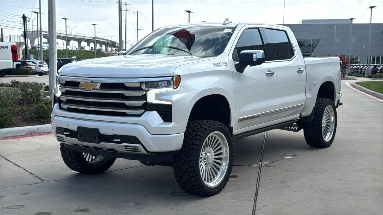 2022 Chevrolet Silverado 1500 High Country