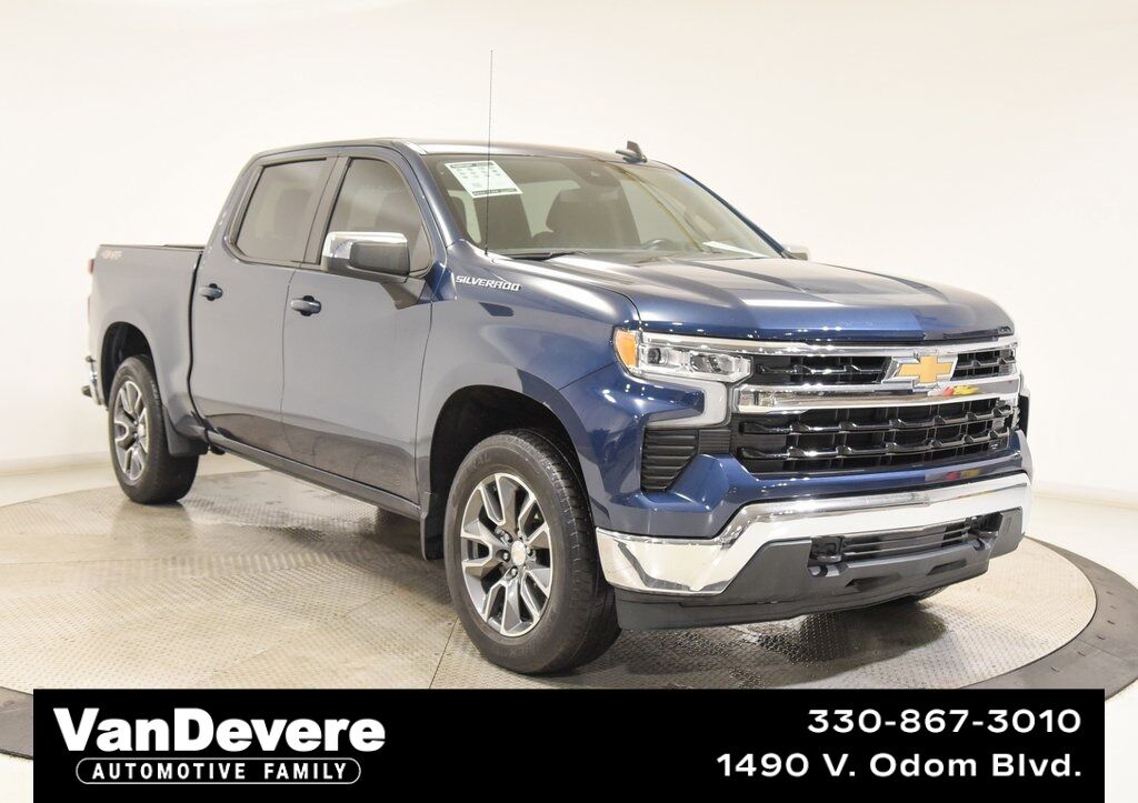 Used 2022 Chevrolet Silverado 1500 LT 4WD