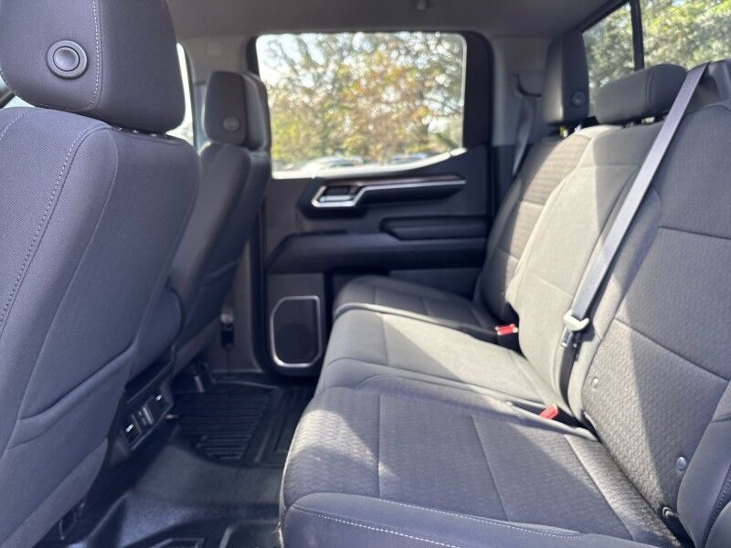 2022 Chevrolet Silverado 1500 LT CREW CAB 4X4 V8 w/Z71 OFF ROAD PKG. Seffner FL