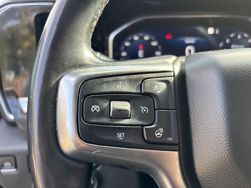 2022 Chevrolet Silverado 1500 LT CREW CAB 4X4 V8 w/Z71 OFF ROAD PKG. Seffner FL