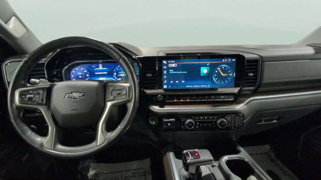 2022 Chevrolet Silverado 1500 LT Trail Boss 4x4 4dr Crew Cab 6.6 ft. SB Lake Orion MI