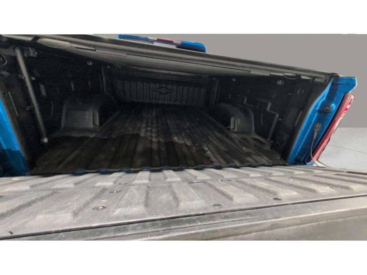 2022 Chevrolet Silverado 1500 LT Trail Boss 4x4 4dr Crew Cab 6.6 ft. SB Lake Orion MI
