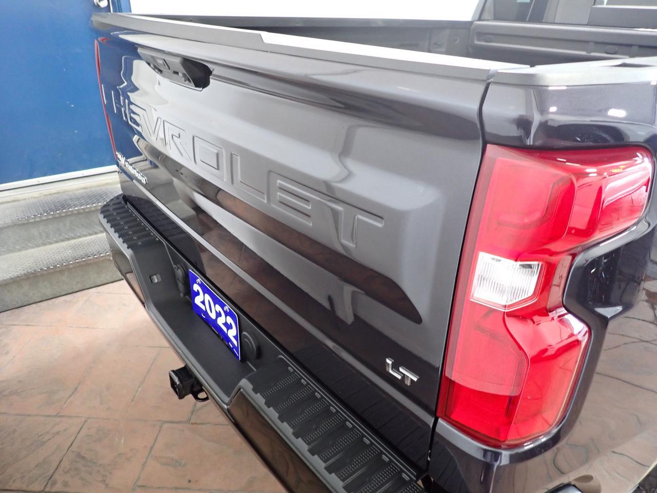 2022 Chevrolet Silverado 1500 LT Trail Boss CREW CAB 4WD SUNROOF Listowel ON