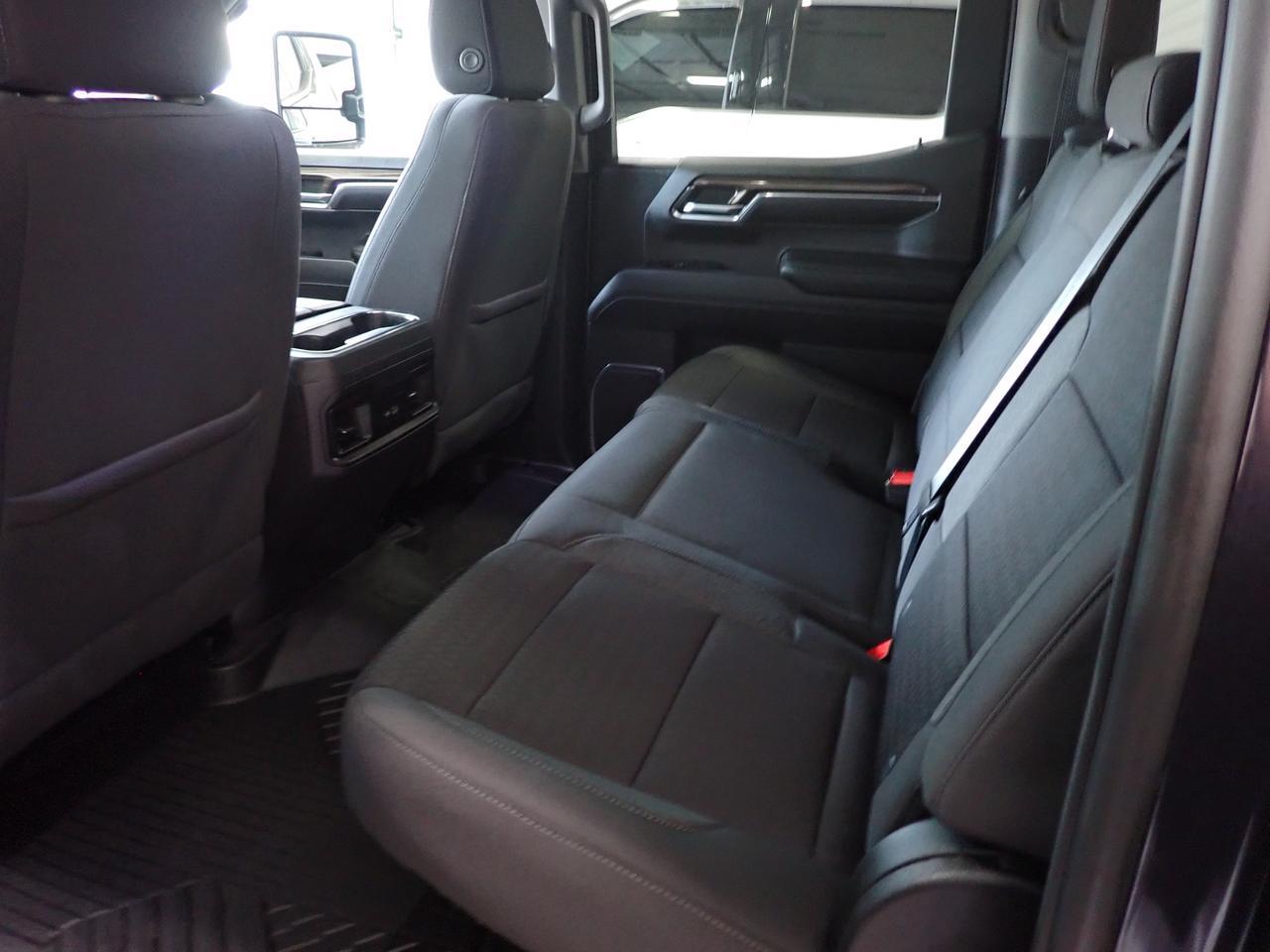 2022 Chevrolet Silverado 1500 LT Trail Boss CREW CAB 4WD SUNROOF Listowel ON