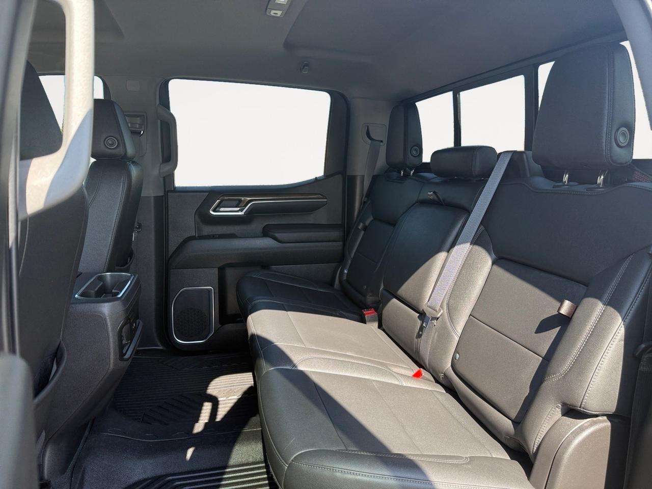 2022 Chevrolet Silverado 1500 LT Trail Boss, HEATED SEATS, BOSE SPEAKERS, APPLE CARPLAY/ANDROID AUTO, UNIVERSAL GARAGE DOOR OPENER, BED LINER, TOW PACKAGE, POWER SLIDING REAR WINDOW, BACKUP CAMERA, POWER MIRRORS, REMOTE START, ALL WEATHER FLOOR MATS, ONLY 1 OWNER, CLEAN CARFAX, C Norfolk VA