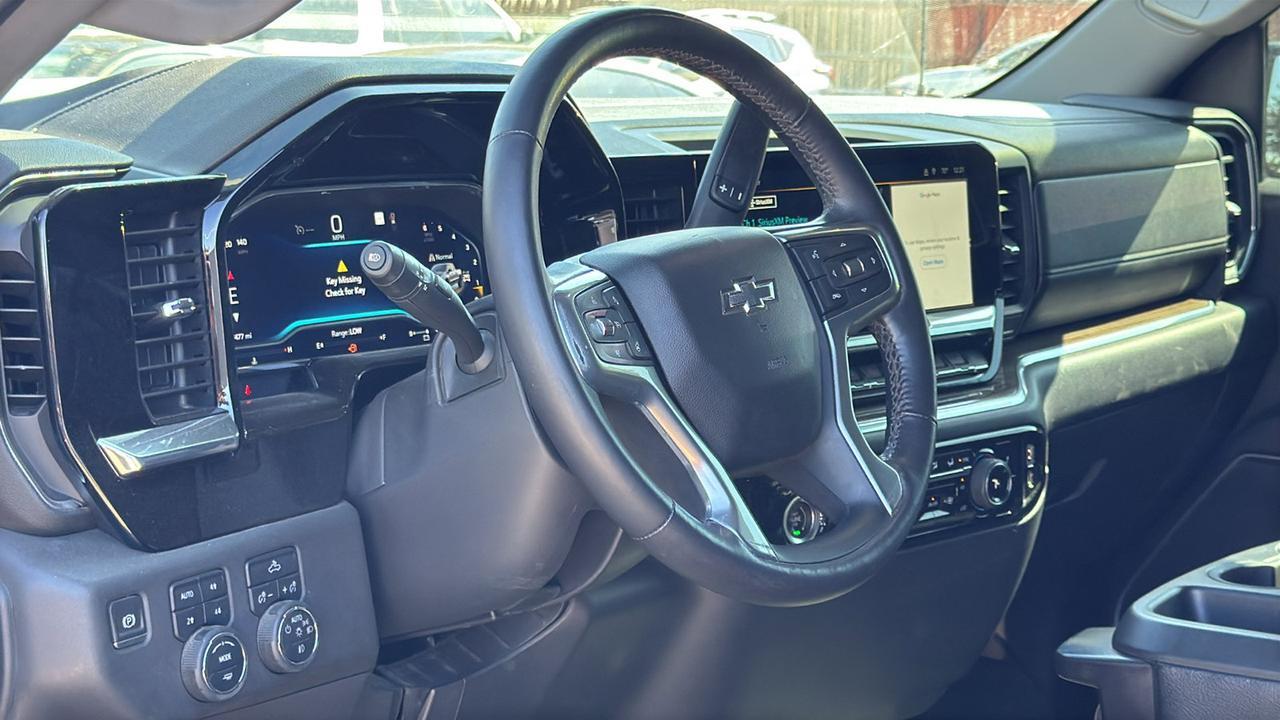 2022 Chevrolet Silverado 1500 LT Trail Boss  Selma TX