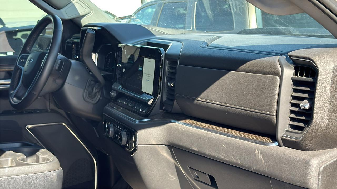 2022 Chevrolet Silverado 1500 LT Trail Boss  Selma TX