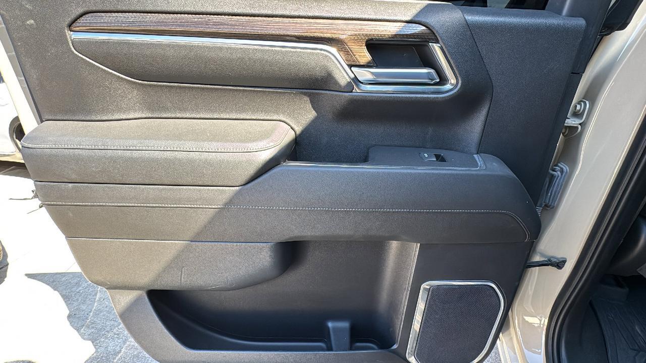 2022 Chevrolet Silverado 1500 LT Trail Boss  Selma TX