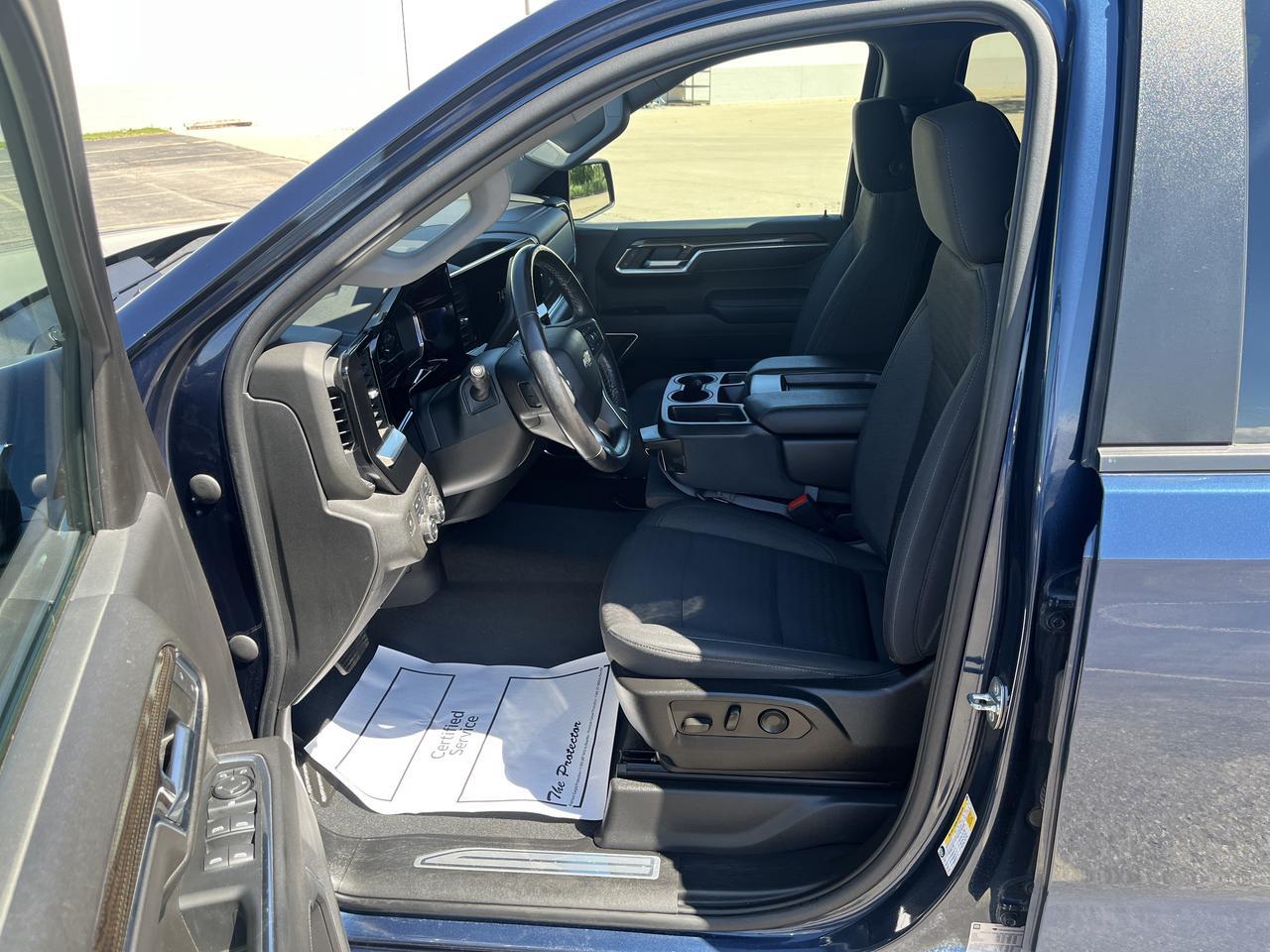 2022 Chevrolet Silverado 1500 LT Z71 Crew Cab 4WD 5.3L V8 AllStar+Edt w/20s Spray-OnBedliner HeatedSeats RemoteStart Saukville WI