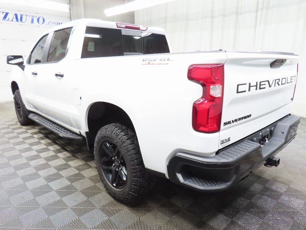 2022 Chevrolet Silverado 1500 LTD 4x4 Crew Cab LT Trail Boss Fond du Lac WI
