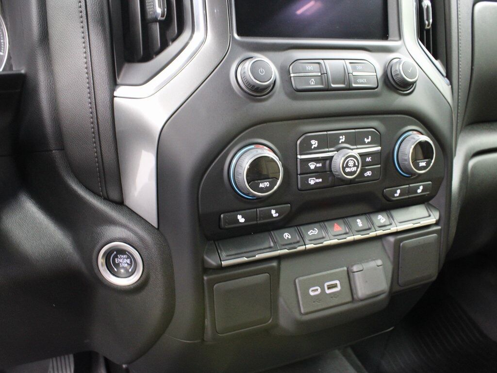 2022 Chevrolet Silverado 1500 LTD 4x4 Crew Cab RST Fond du Lac WI