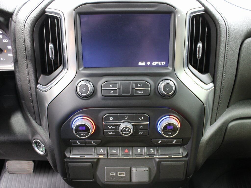 2022 Chevrolet Silverado 1500 LTD 4x4 Crew Cab RST Fond du Lac WI