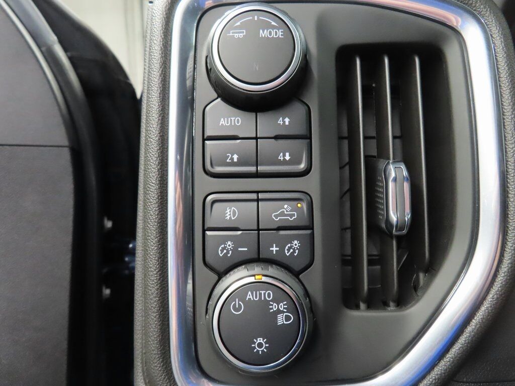 2022 Chevrolet Silverado 1500 LTD 4x4 Crew Cab RST Fond du Lac WI