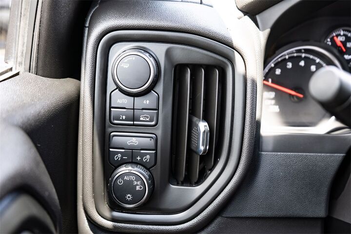 2022 Chevrolet Silverado 1500 LTD Custom  TX