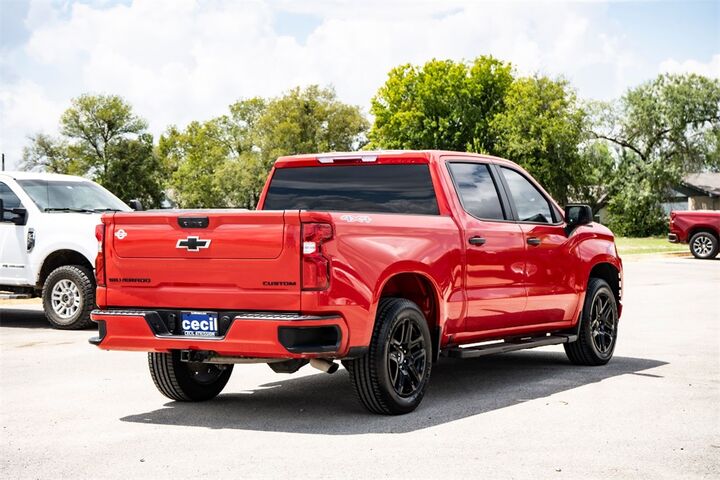 2022 Chevrolet Silverado 1500 LTD Custom  TX