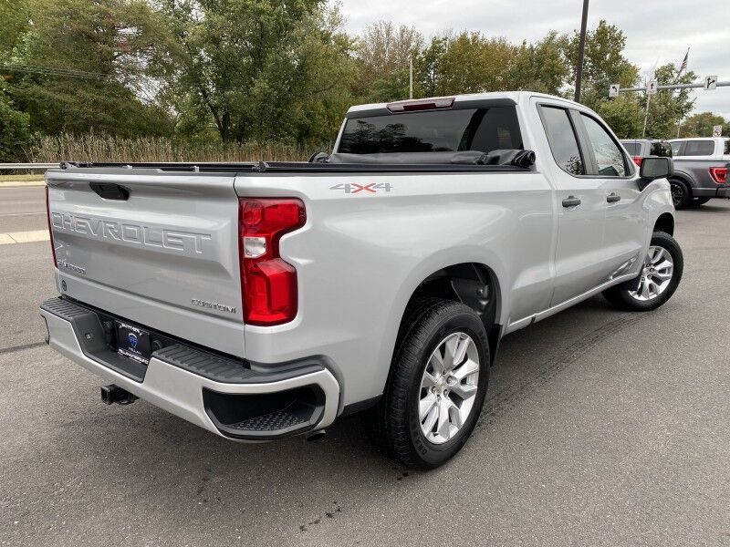 2022 Chevrolet Silverado 1500 LTD Custom Bristol  PA