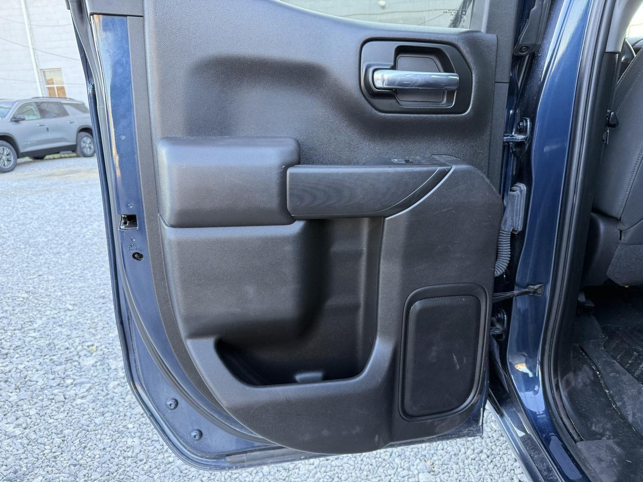 2022 Chevrolet Silverado 1500 LTD Custom Crestwood KY