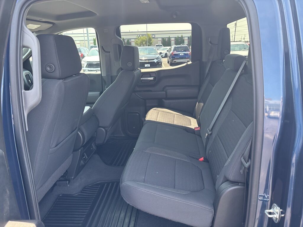 2022 Chevrolet Silverado 1500 LTD Custom Green Bay WI