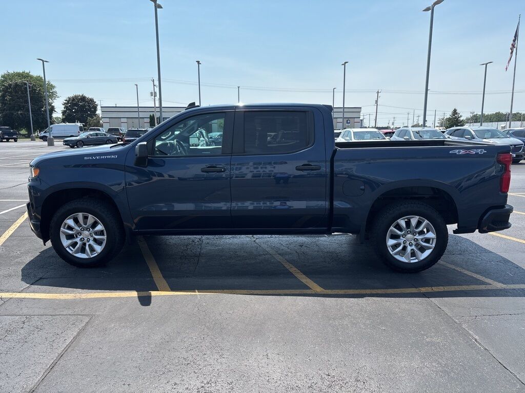 2022 Chevrolet Silverado 1500 LTD Custom Green Bay WI