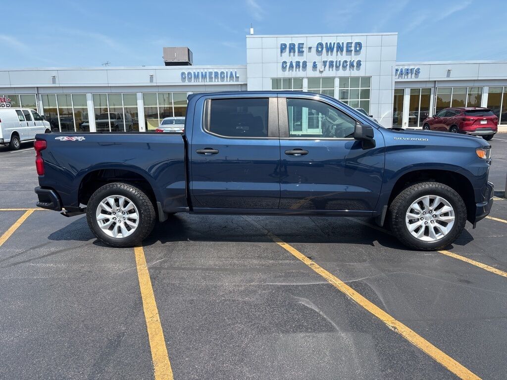 2022 Chevrolet Silverado 1500 LTD Custom Green Bay WI