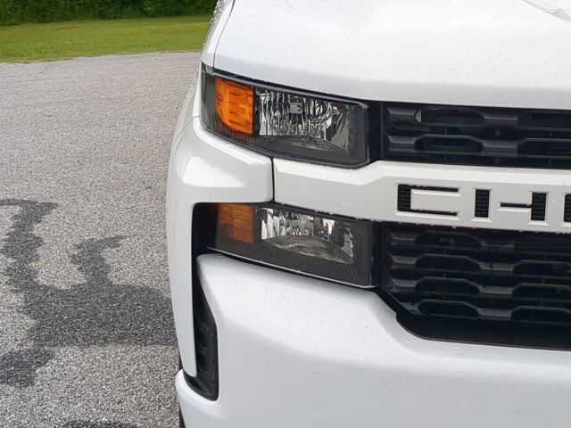 2022 Chevrolet Silverado 1500 LTD Custom Appleton WI