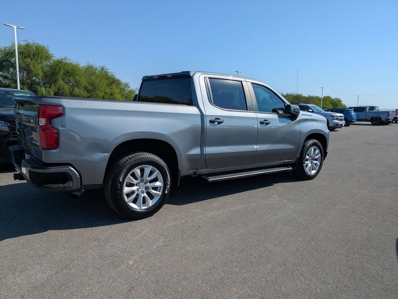 2022 Chevrolet Silverado 1500 LTD Custom