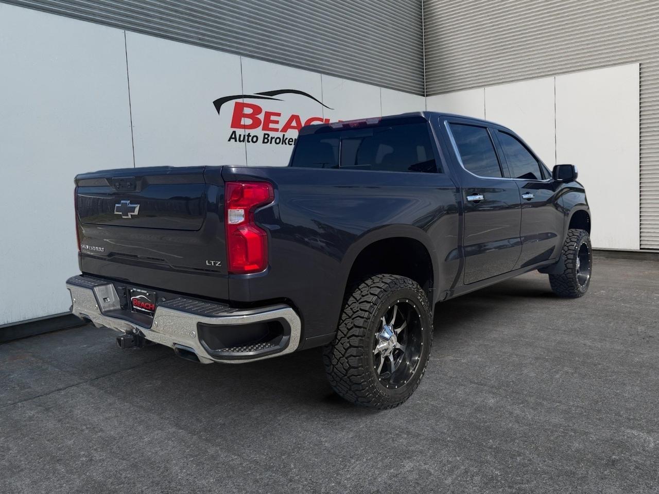 2022 Chevrolet Silverado 1500 LTZ, HEATED FRONT/REAR SEATS, APPLE CARPLAY/ANDROID AUTO, UNIVERSAL GARAGE DOOR OPENER, REMOTE START, WIFI, BACKUP CAMERA, POWER SLIDING REAR WINDOW, TOW HOOKS, BED LINER, REAR BUMPER STEP, ONLY 1 OWNER! Norfolk VA