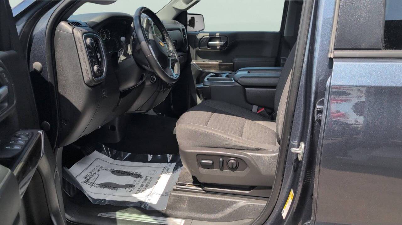 2022 Chevrolet Silverado 1500 Limited LT 4x4 4dr Double Cab 6.6 ft. SB w/1LT Chesterfield MI