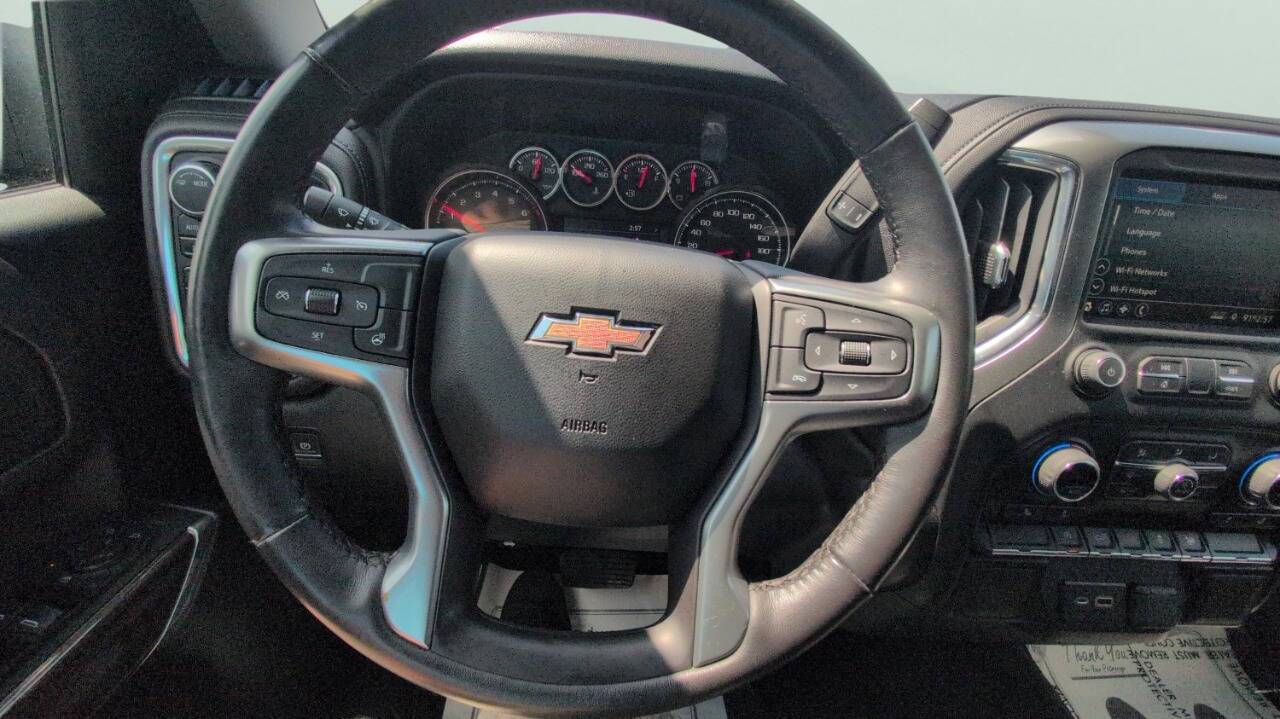 2022 Chevrolet Silverado 1500 Limited LT 4x4 4dr Double Cab 6.6 ft. SB w/1LT Chesterfield MI