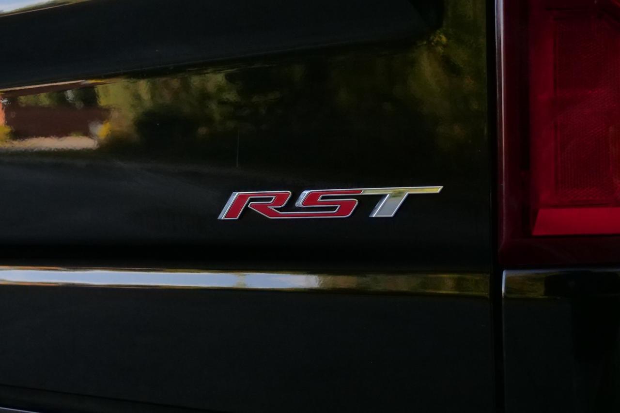 2022 Chevrolet Silverado 1500 Limited RST 4X4 / Z51 / Diesel / Wheels & Tires Upgrade High Point NC