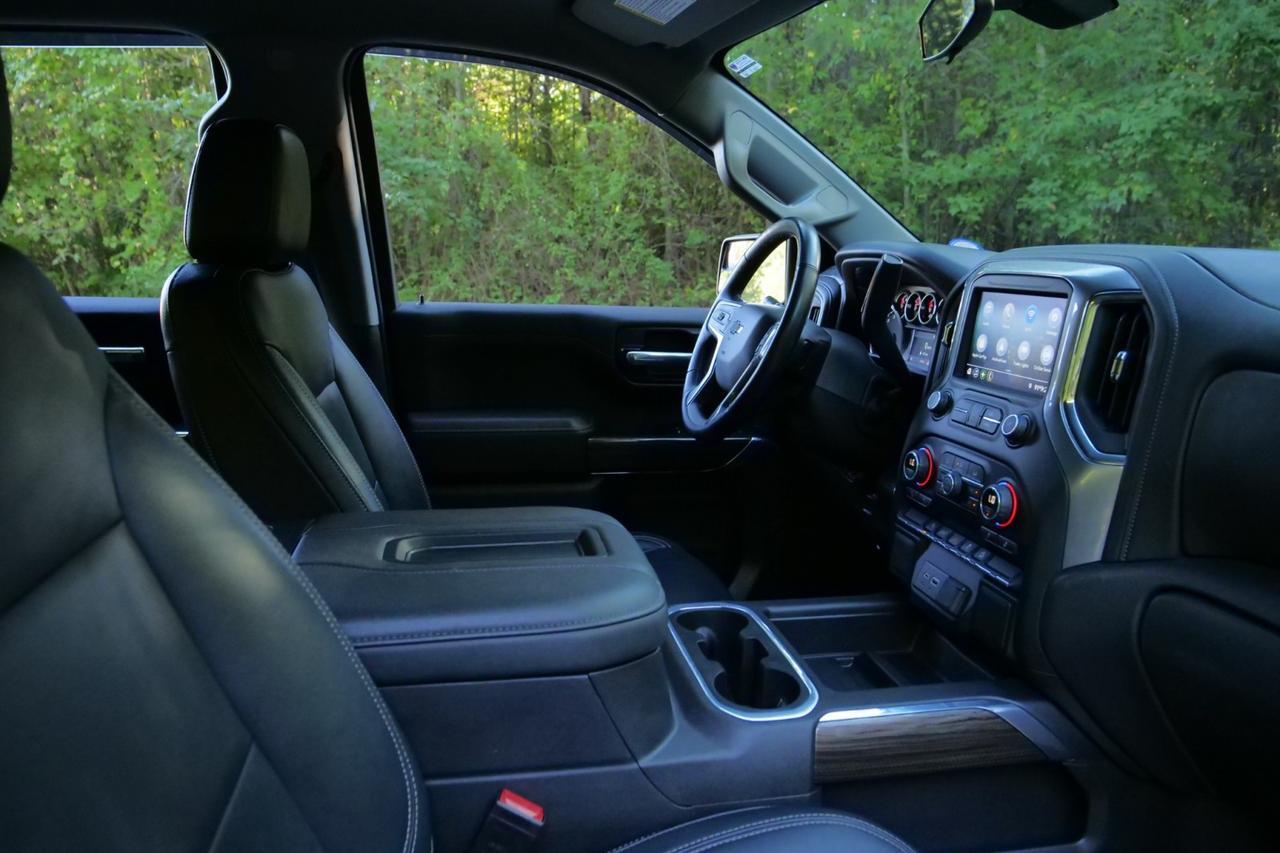 2022 Chevrolet Silverado 1500 Limited RST 4X4 / Z51 / Diesel / Wheels & Tires Upgrade High Point NC