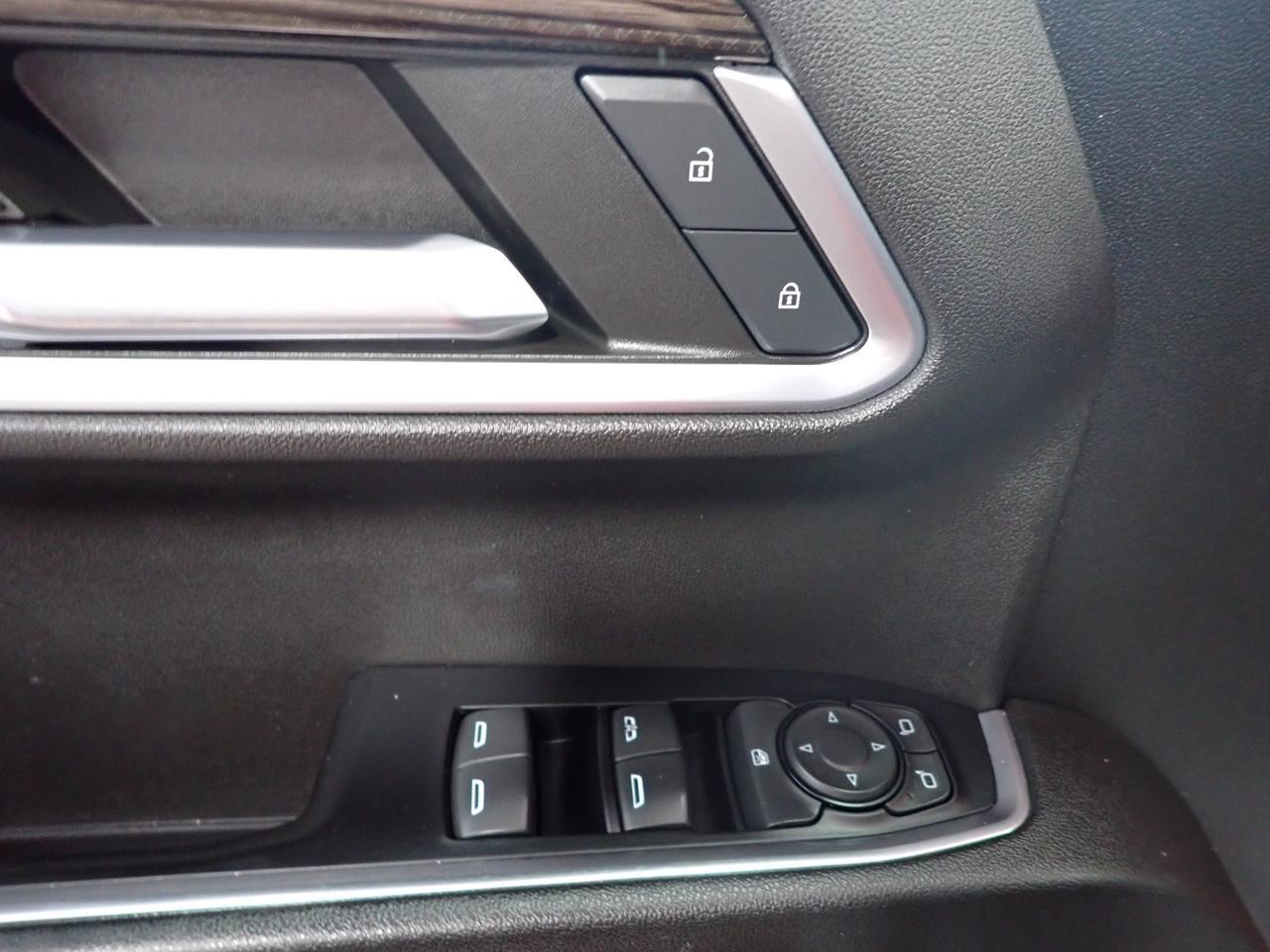 2022 Chevrolet Silverado 1500 RST 4WD CREW CAB Z71 5'8" BOX Listowel ON