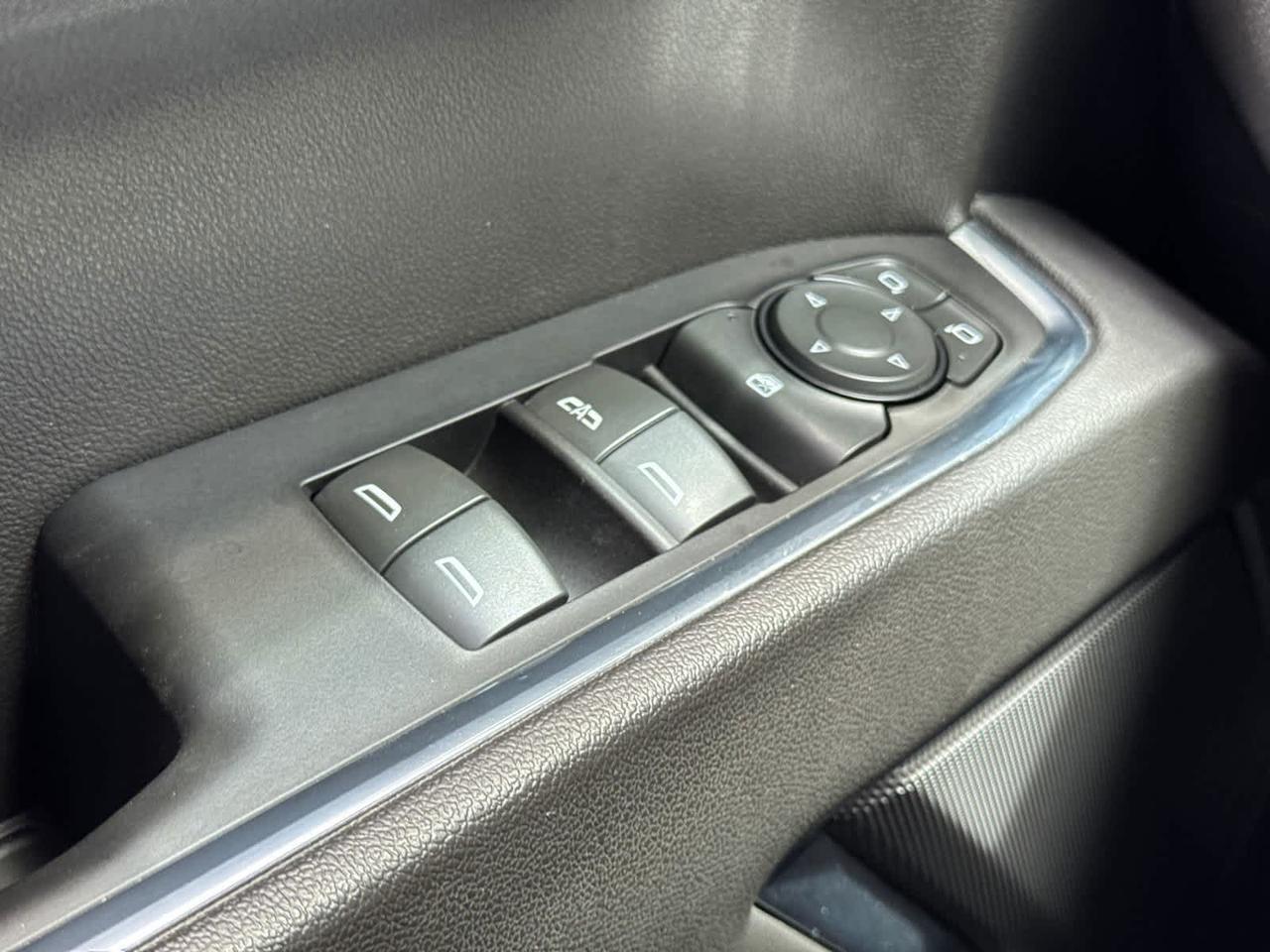 2022 Chevrolet Silverado 1500 RST Dartmouth MA