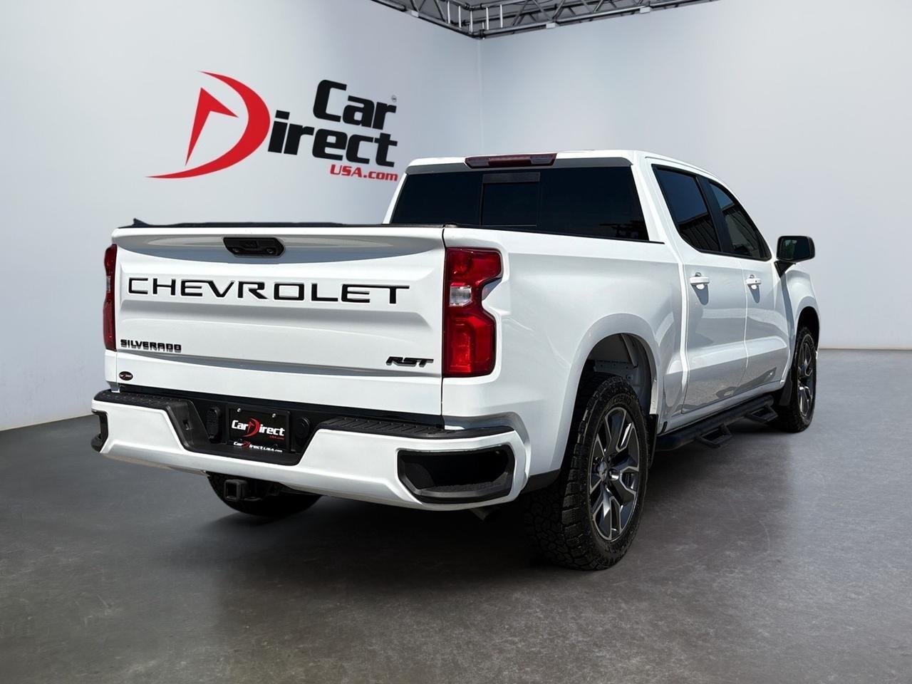 2022 Chevrolet Silverado 1500 RST, SUNROOF, LANE KEEP ASSIST, BLIND SPOT ALERT, POWER TAILGATE, 360 BACKUP CAMERA, TOW PACKAGE, HEATED STEERING WHEEL & SEATS, APPLE CARPLAY/ANDROID AUTO, REAR CORNER BUMPER STEP, THIS CHEVY HAS IT ALL!