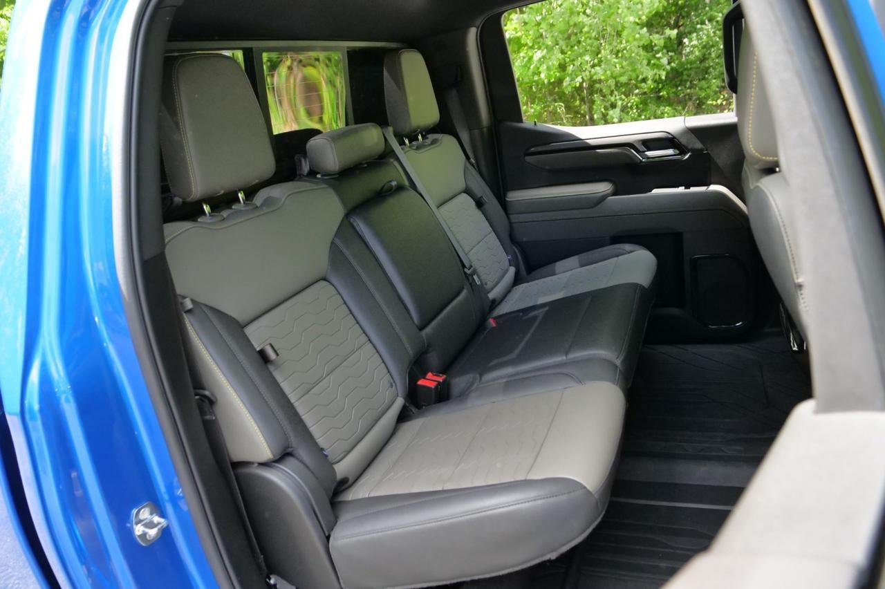 2022 Chevrolet Silverado 1500 ZR2 / Wheels & Tires / Multiflex Tailgate! Lincolnton NC