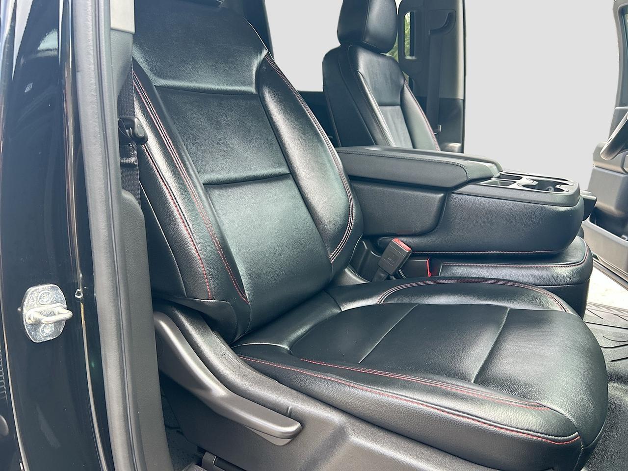 2022 Chevrolet Silverado 2500HD 4WD Crew Cab Custom Venice FL