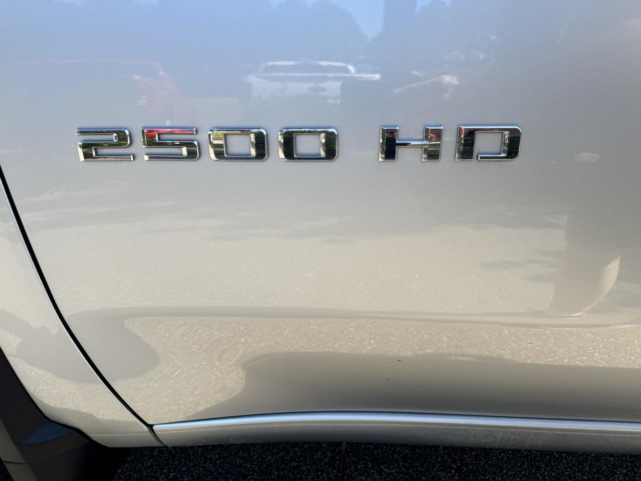 2022 Chevrolet Silverado 2500HD 4WD Crew Cab Long Bed LT