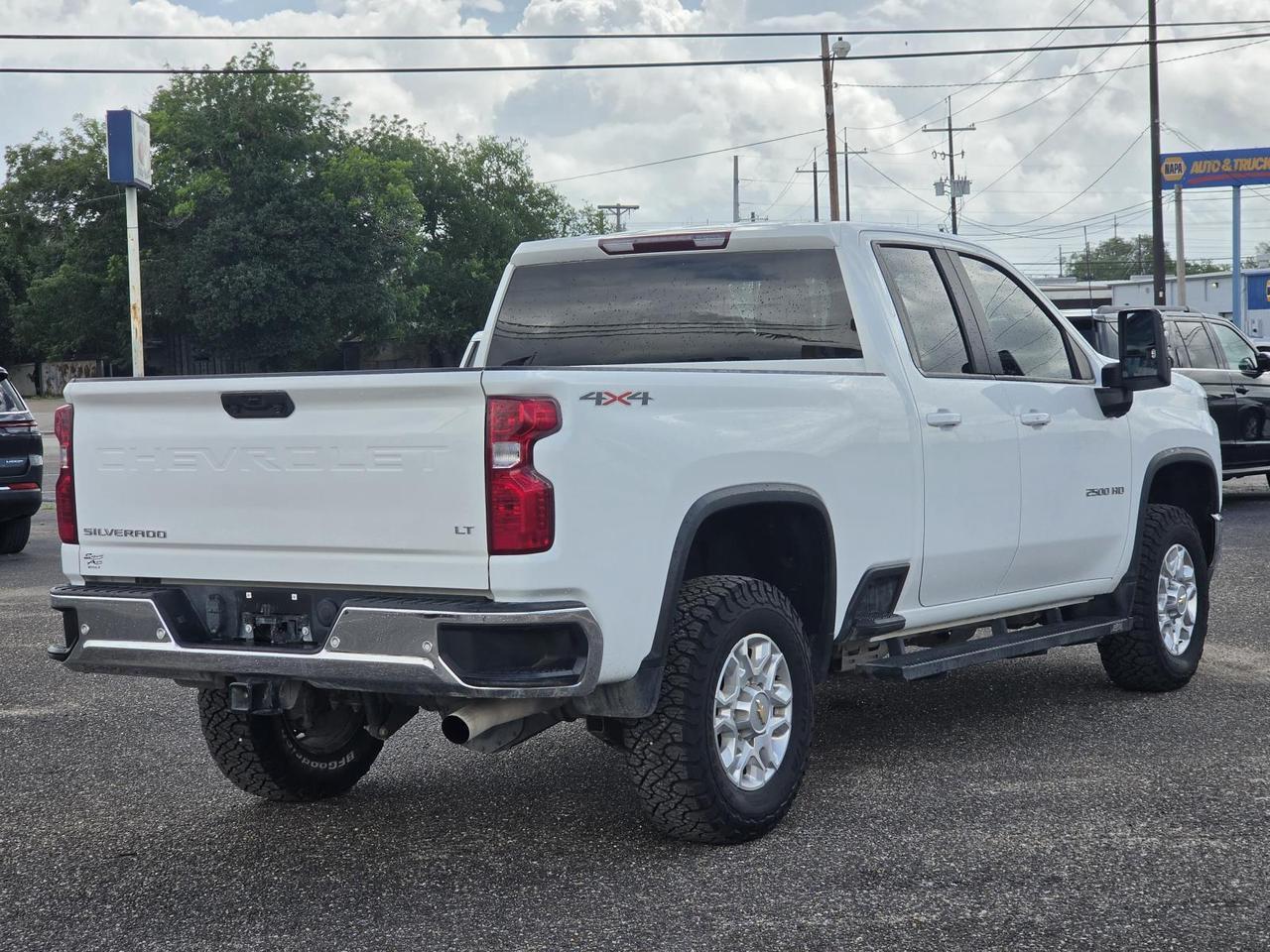 2022 Chevrolet Silverado 2500HD 4WD Double Cab 149 LT