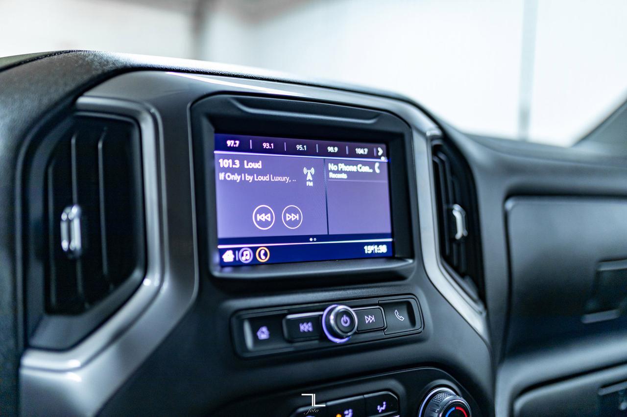 2022 Chevrolet Silverado 2500HD 4x4 Crew Cab Custom BCam Red Deer AB