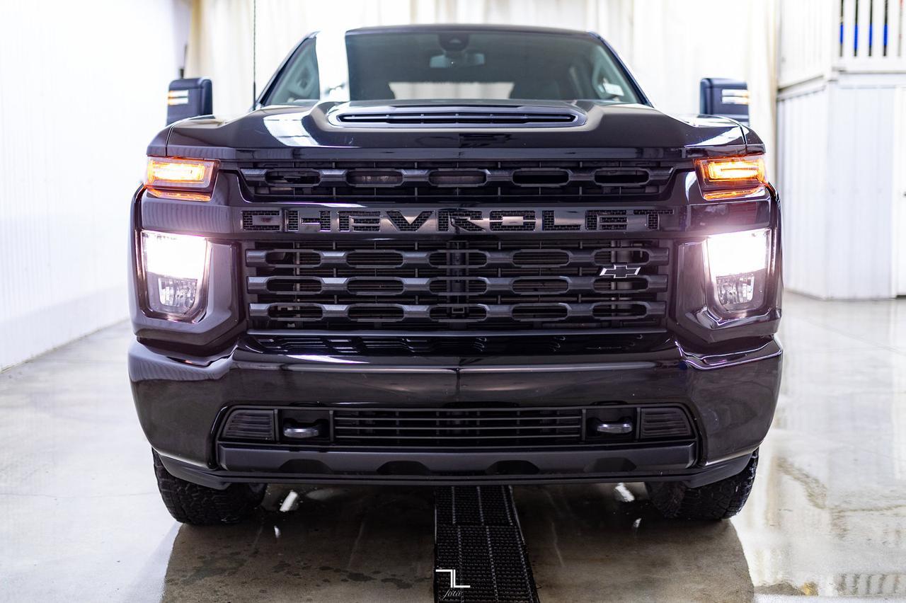 2022 Chevrolet Silverado 2500HD 4x4 Crew Cab Custom BCam Red Deer AB
