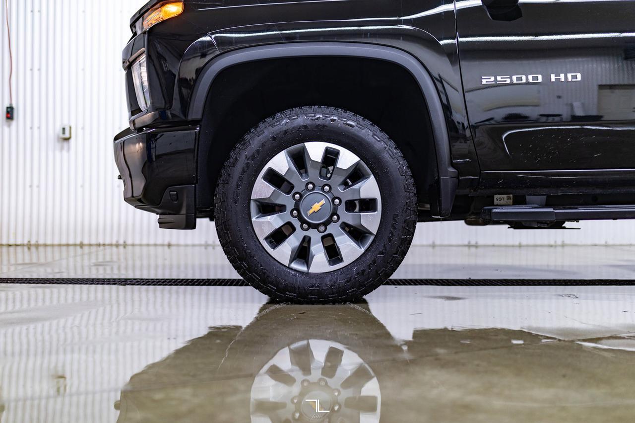 2022 Chevrolet Silverado 2500HD 4x4 Crew Cab Custom BCam Red Deer AB