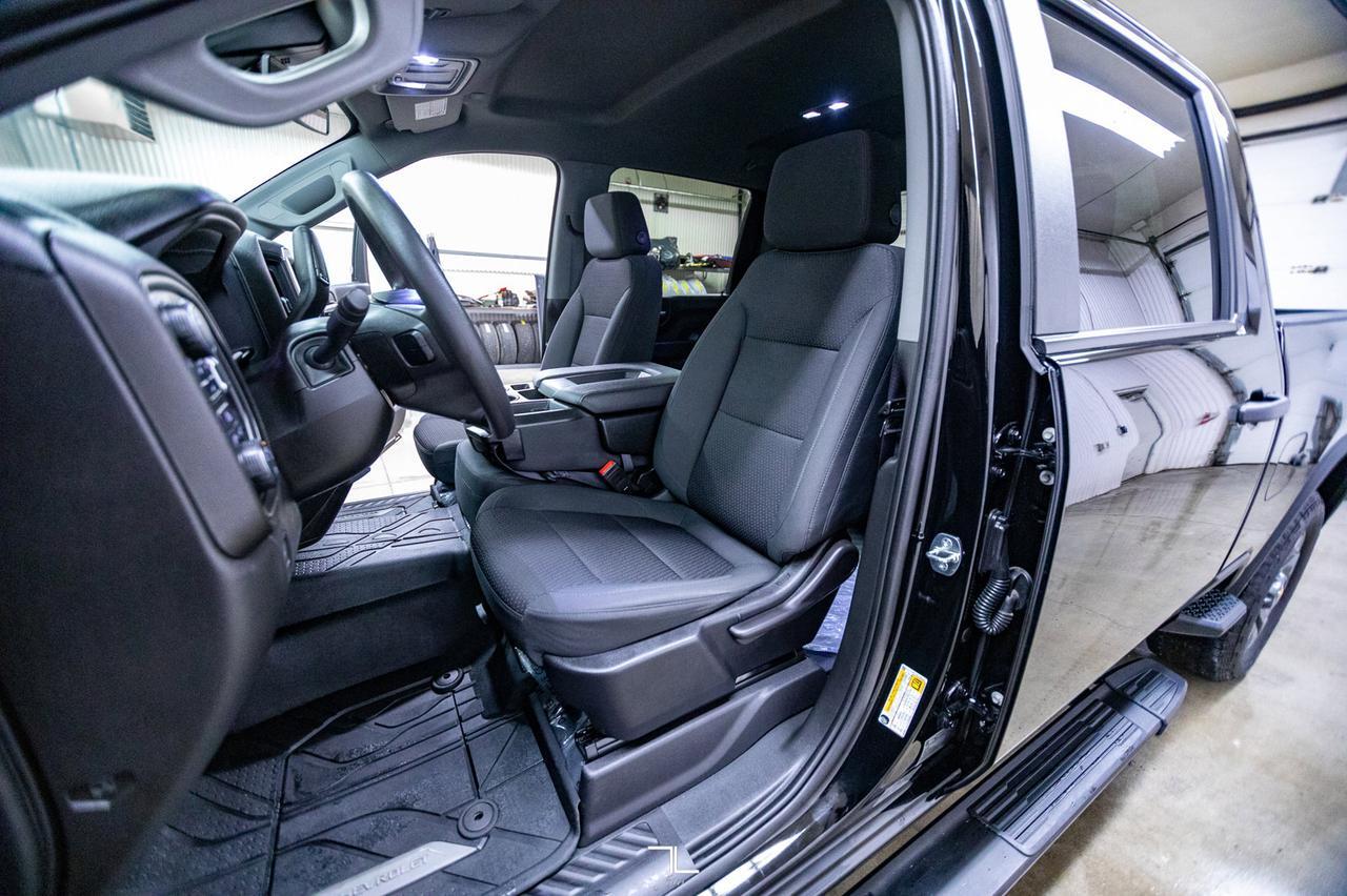 2022 Chevrolet Silverado 2500HD 4x4 Crew Cab Custom BCam Red Deer AB